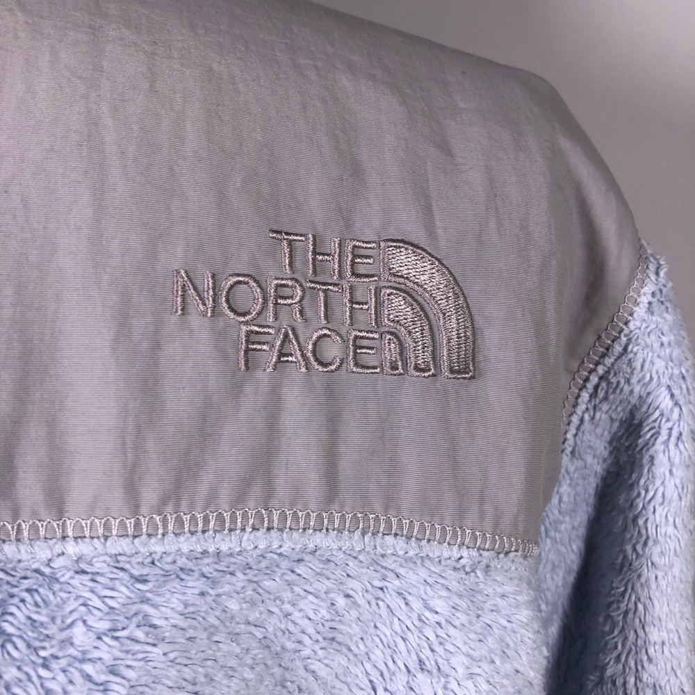 THE North Face Sky Blue Jacket - Picture 9 of 13